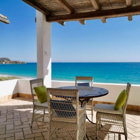 Апартаменти Beachfront House Geremeas Sardegna Екстер'єр фото