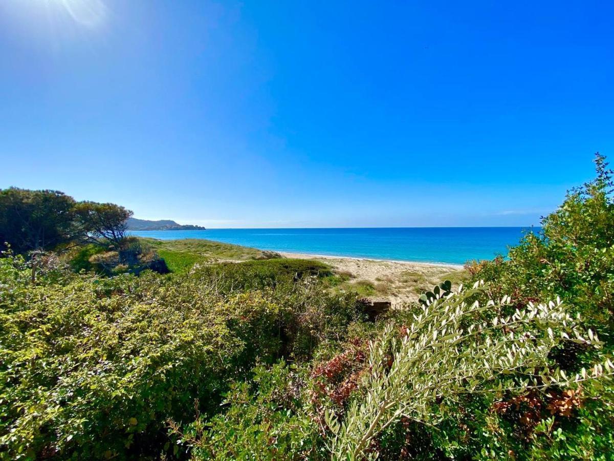 Апартаменти Beachfront House Geremeas Sardegna Екстер'єр фото